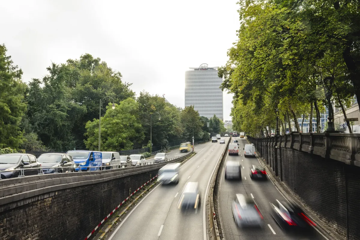 Autoverkeer tunnel ring Brussel P&V Toren